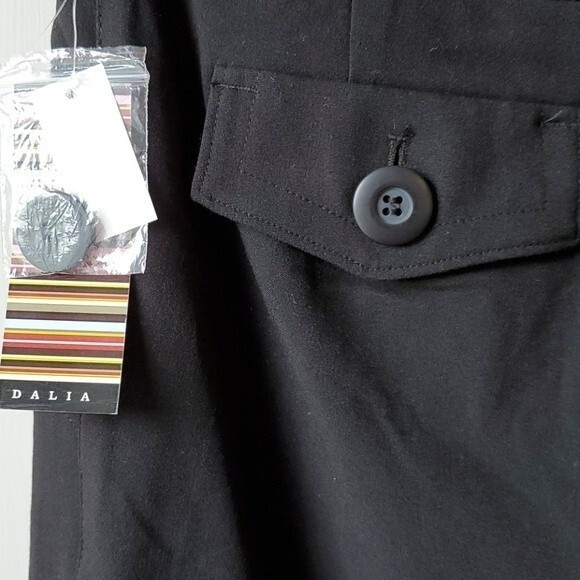 NWT DALIA BLACK CROPPED TROUSER PANTS HIGH RISE WAIST SIZE 4 CAPRI - Picture 3 of 8
